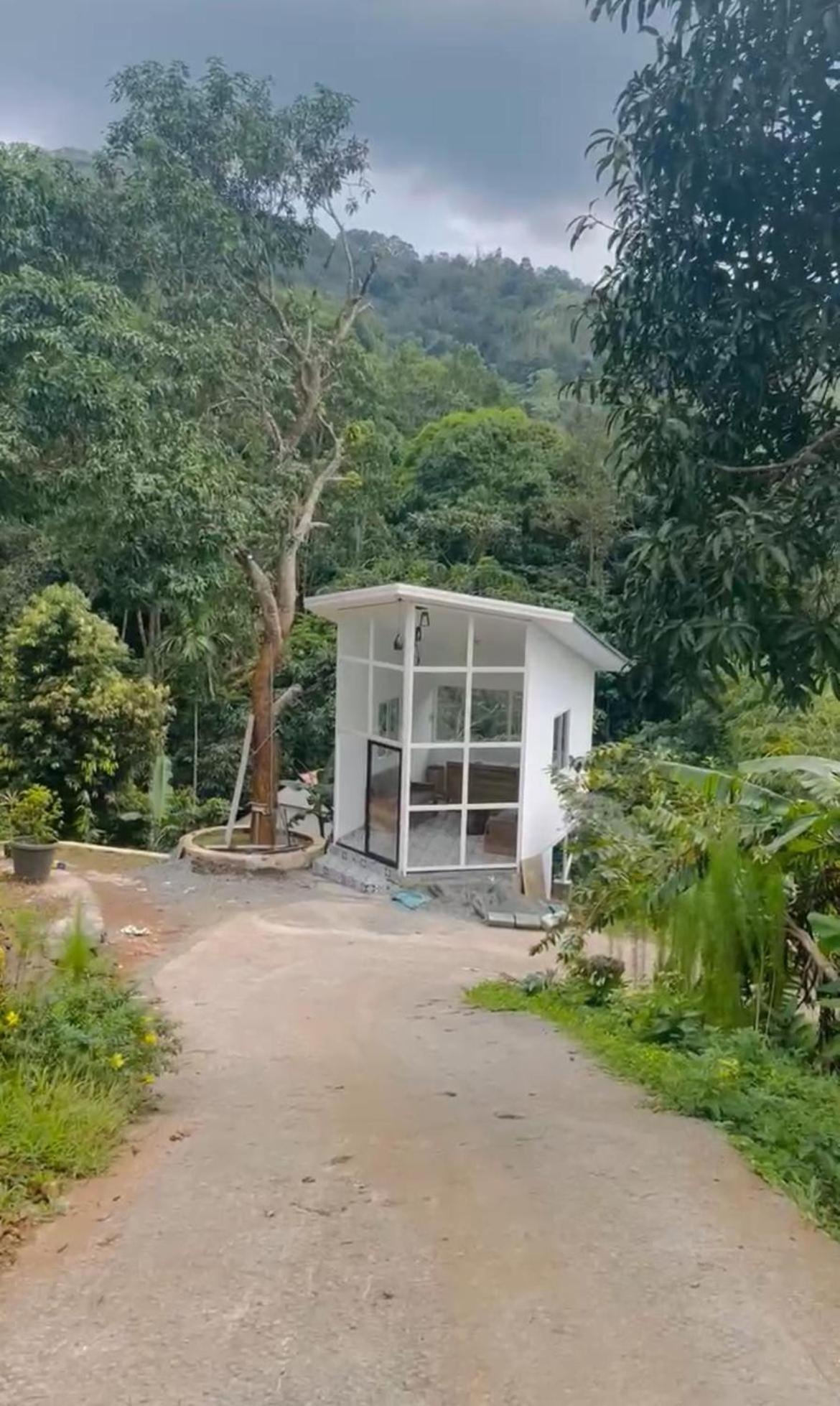 Bed and Breakfast Misty Hideout Kakkadampoyil Exterior foto