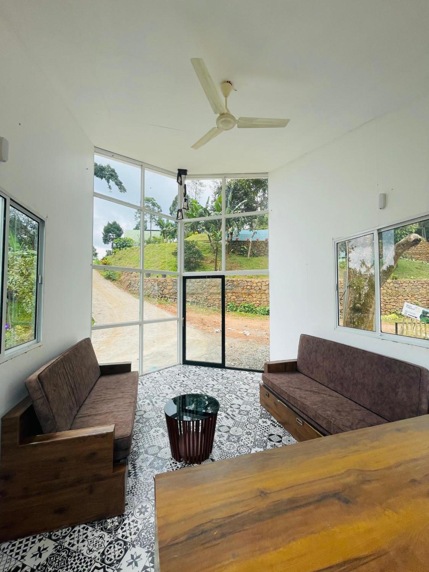 Bed and Breakfast Misty Hideout Kakkadampoyil Exterior foto