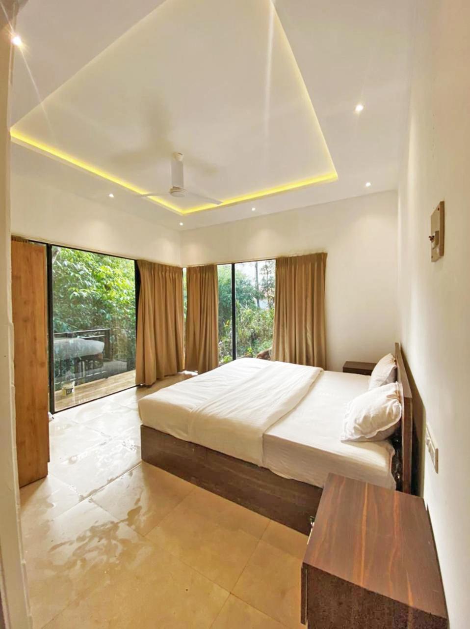 Bed and Breakfast Misty Hideout Kakkadampoyil Exterior foto