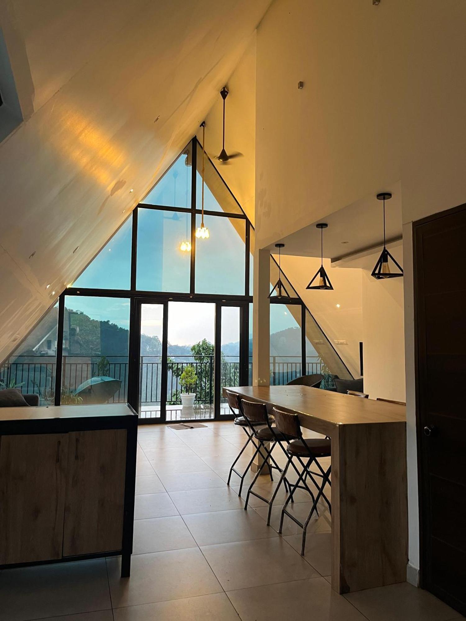 Bed and Breakfast Misty Hideout Kakkadampoyil Exterior foto